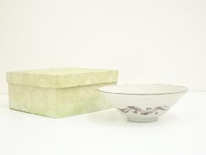 白泉造　織部平茶碗（箱付）